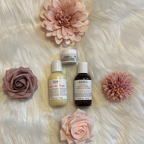 Kiehl's Other - Kiehls Bundle Face Wash face Cream & Body Moisturizer